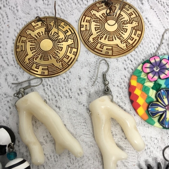 BUNDLE lot 9 fun statement earrings fun whimsy bejeweled pop of color dangle. - Picture 6 of 6